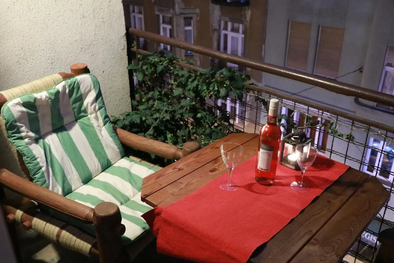 Fornax Home With Balcony Budapest